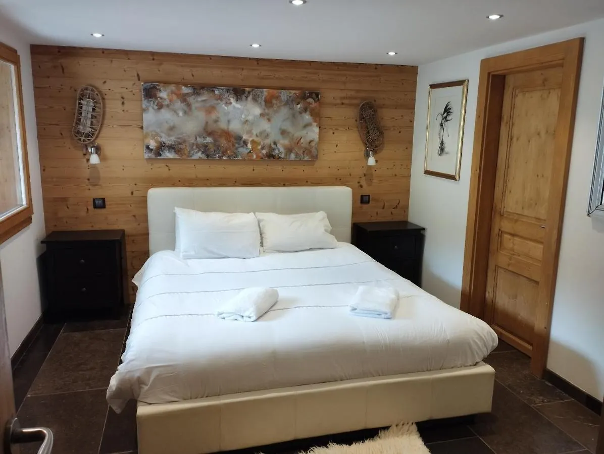 8 Person Chalet With Hot Tub In Portes Du Soleil Montriond 0*,  France